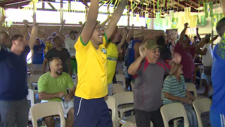Acolhidos da Fazenda da Esperança acompanham jogo contra o Japão