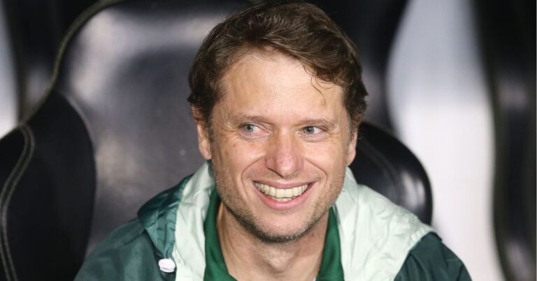 Seabra revela conflitos e vê evolução do Coritiba na Série A