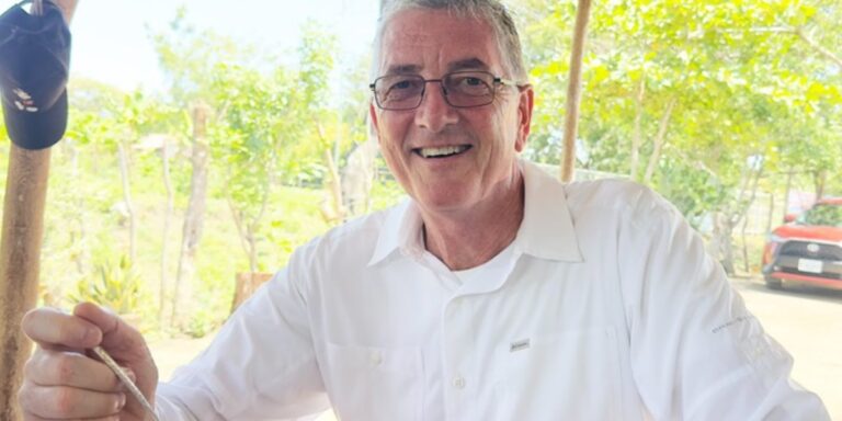 Missionário relata livramento após arma de gângster falhar três vezes: ‘Deus me ajudou’