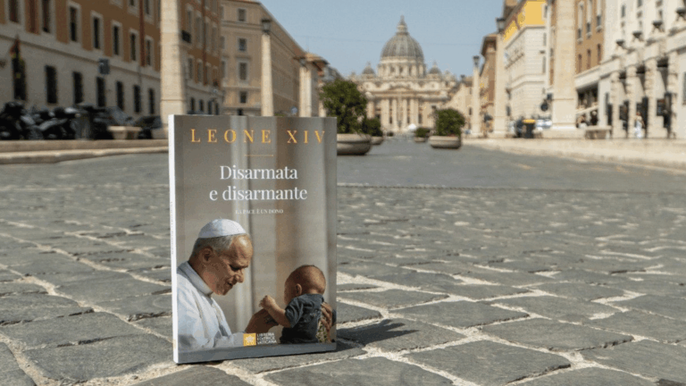 Novo livro do Papa recorda que a paz é uma responsabilidade, diz editor