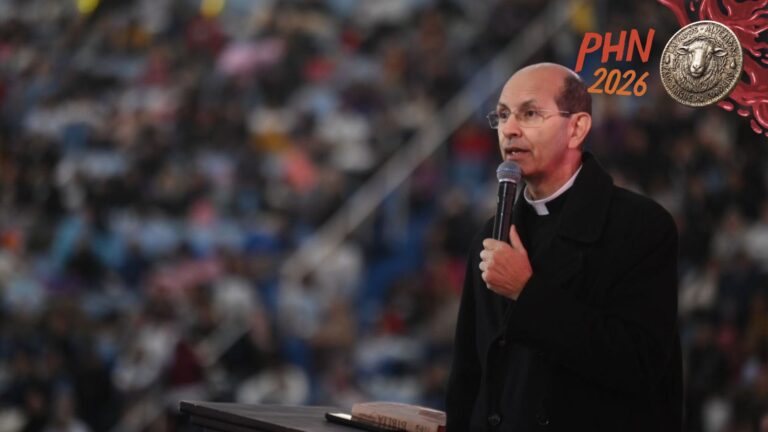 "Falta decisão", afirma padre Paulo Ricardo aos jovens no acampamento