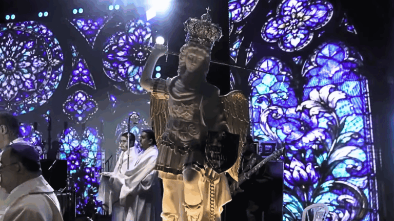 No Hallel, Diocese de Franca (SP) é consagrada a São Miguel Arcanjo