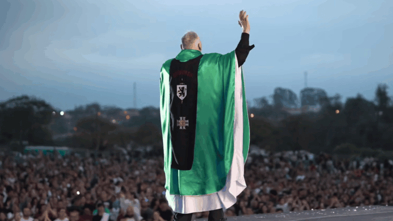 “A gratidão é um portal de bênçãos”, afirma padre Marcelo Rossi