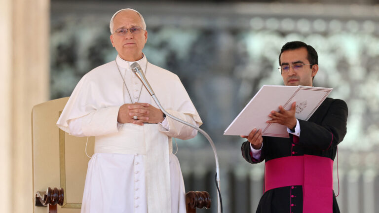Papa lamenta hostilidades e pede paz em região da Etiópia