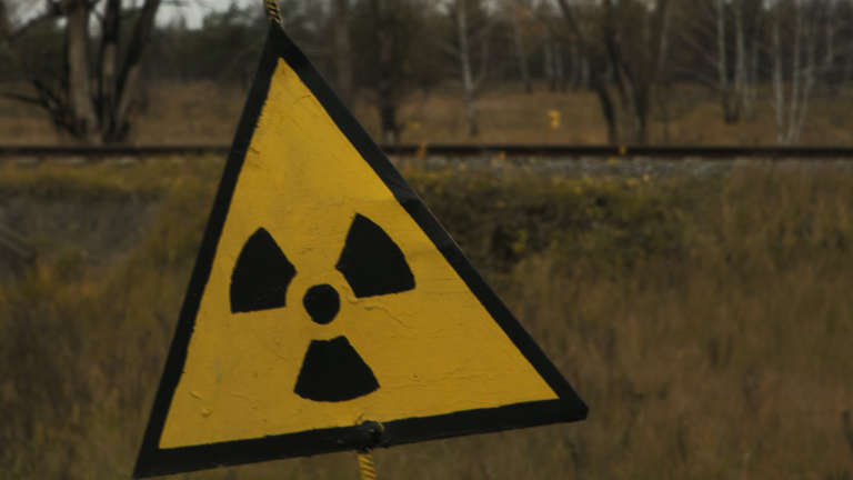 não à "lógica do medo" imposta pela retórica nuclear
