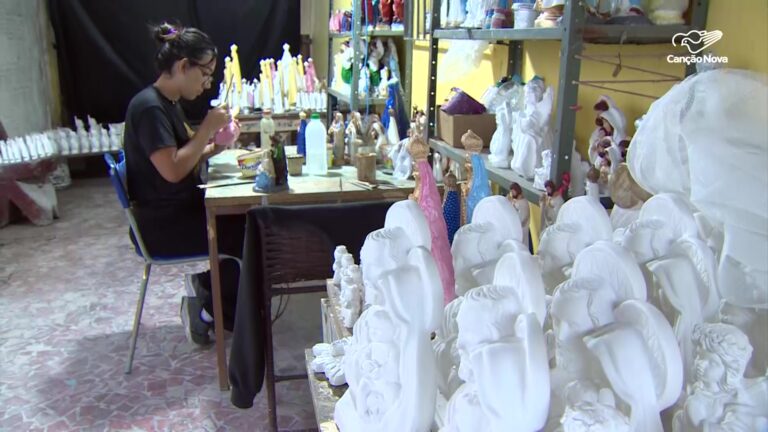 Festa da Padroeira anima produção de artigos religiosos em Aparecida