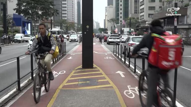 São Paulo começa fiscalização de patinetes e bicicletas elétricas